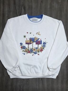 Vintage Basic Editions Nature Mailbox Crewneck Sweater